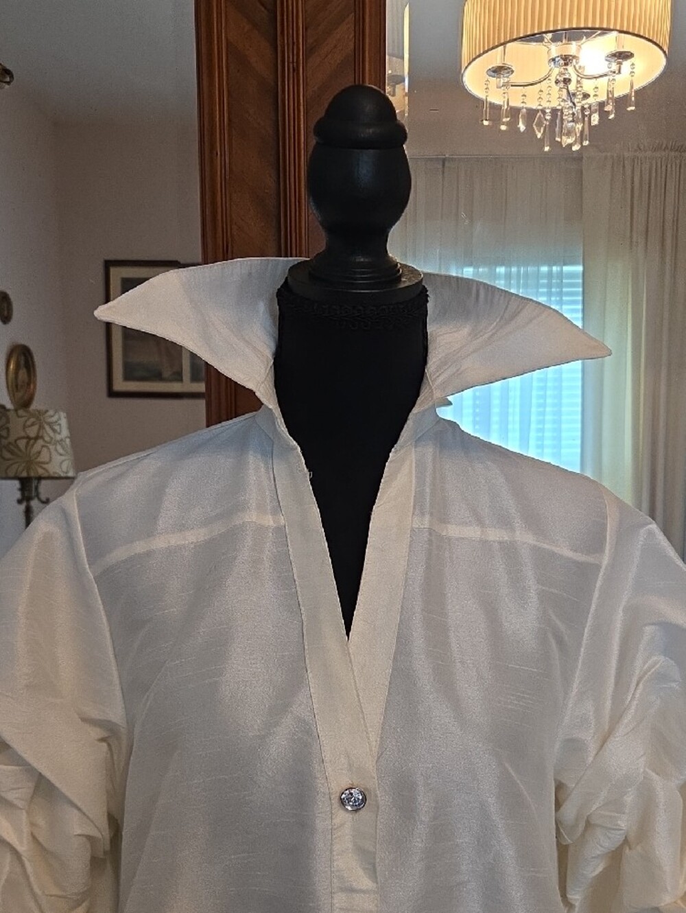 Women's High-Low Button-Front Dress in Cream - Picture 3 of 8